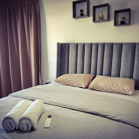 Moderne Appartement Au Plein Centre-Ville En Face Hilton & La Gare De Train Tgv Avec Climatisation Танжер Екстериор снимка