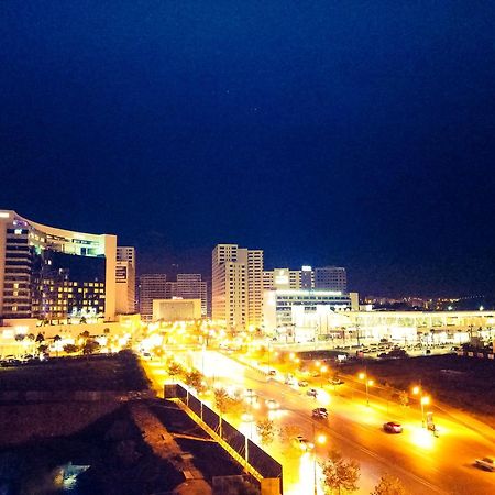 Moderne Appartement Au Plein Centre-Ville En Face Hilton & La Gare De Train Tgv Avec Climatisation Танжер Екстериор снимка