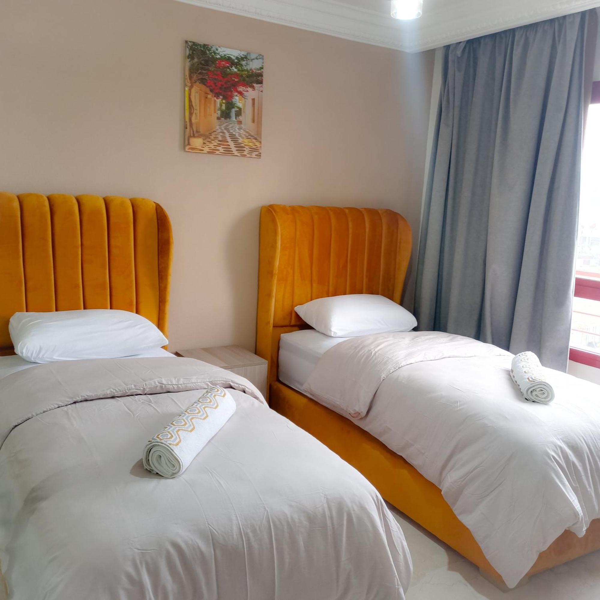 Moderne Appartement Au Plein Centre-Ville En Face Hilton & La Gare De Train Tgv Avec Climatisation Танжер Екстериор снимка